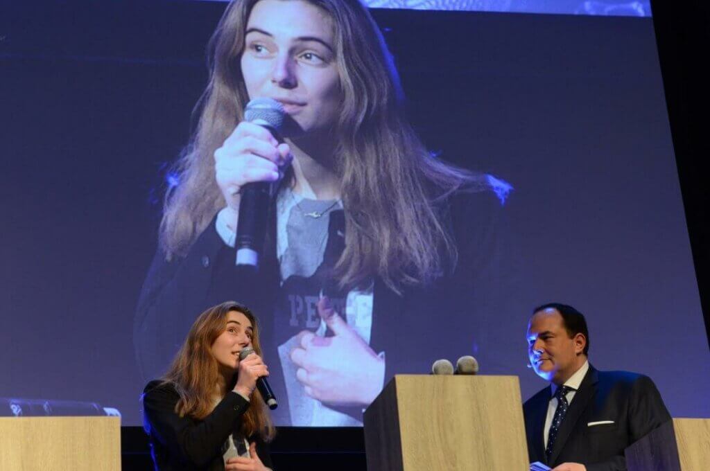 L'activiste Adélaïde Charlier lors de la cérémonie de remise des Lobby Awards à Bozar