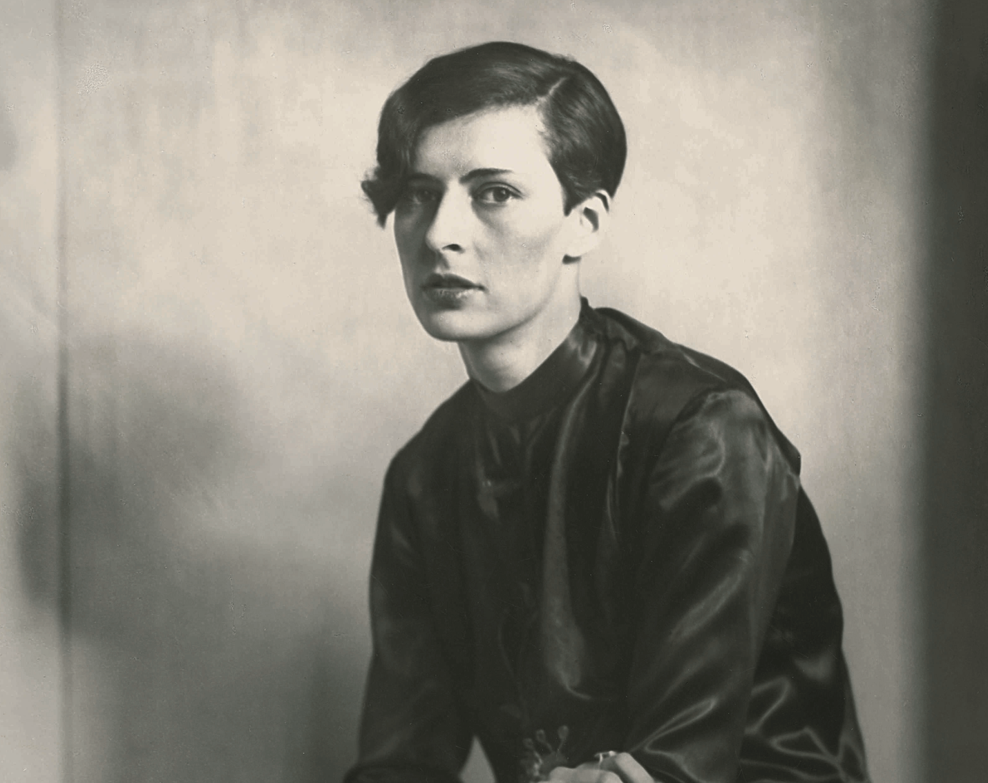 Secrétaire à la Westdeuts cher Rundfunk de Cologne], 1931 © Die Photographische Sammlung/SK Stiftung Kultur – August Sander Archiv, Cologne/ Adagp, Paris, 2022