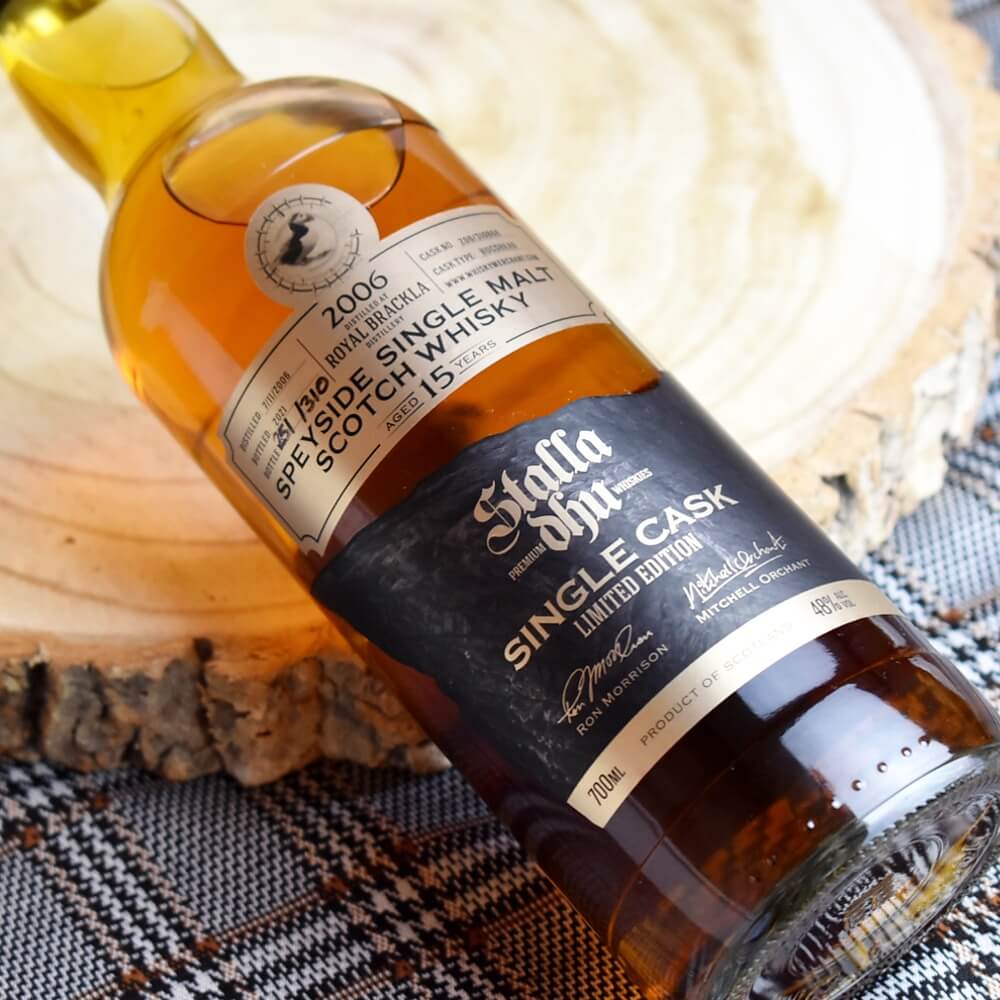 Une bouteille de whisky Stalla Dhu
