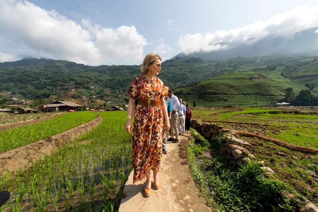 La reine Mathilde de Belgique dans les montagnes du Vietnam